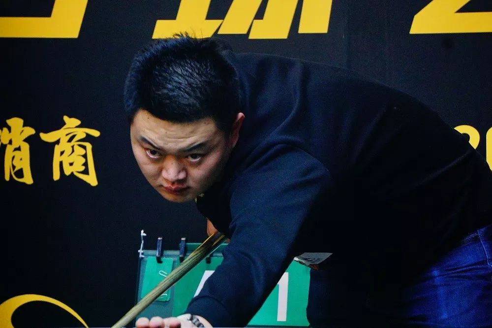 他在首回合 他在首回合