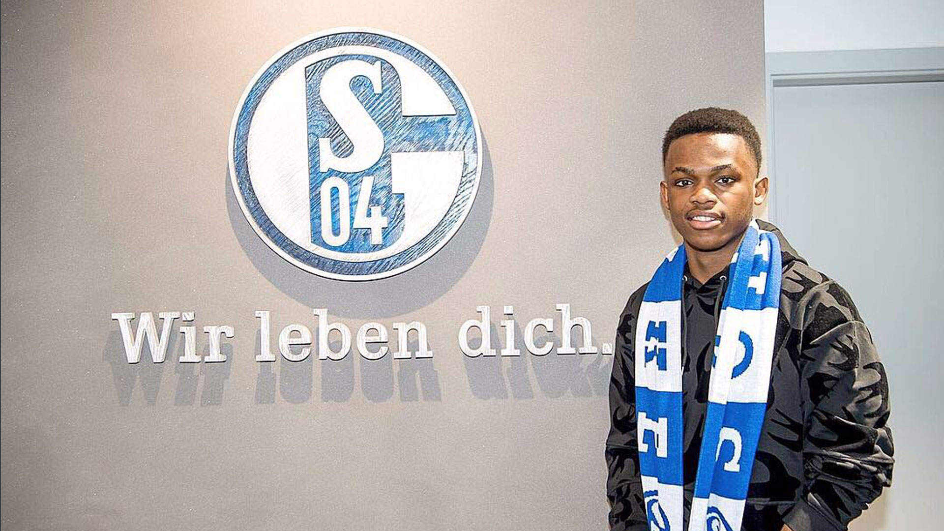 碰撞被裁判 碰撞被裁判